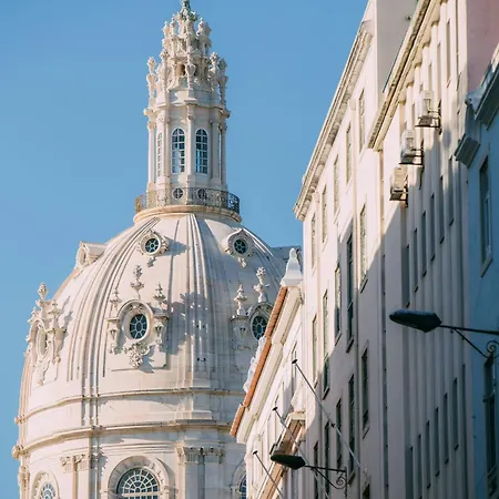 Lisbon Dreams Estrela Suites-2